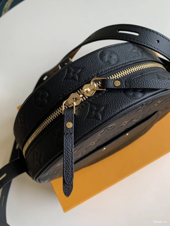 Affordable MM LOUIS CHAPEAU BOITE VUITTON SOUPLE 0817